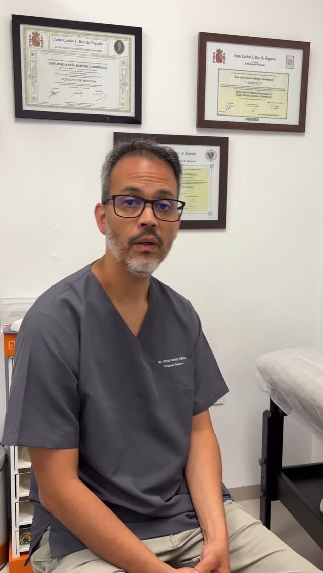 Instagram post from clinicadr.jimenez. This post is in position 3.